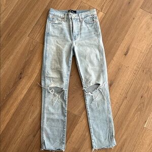 25R GAP vintage high rise slim ripped jean